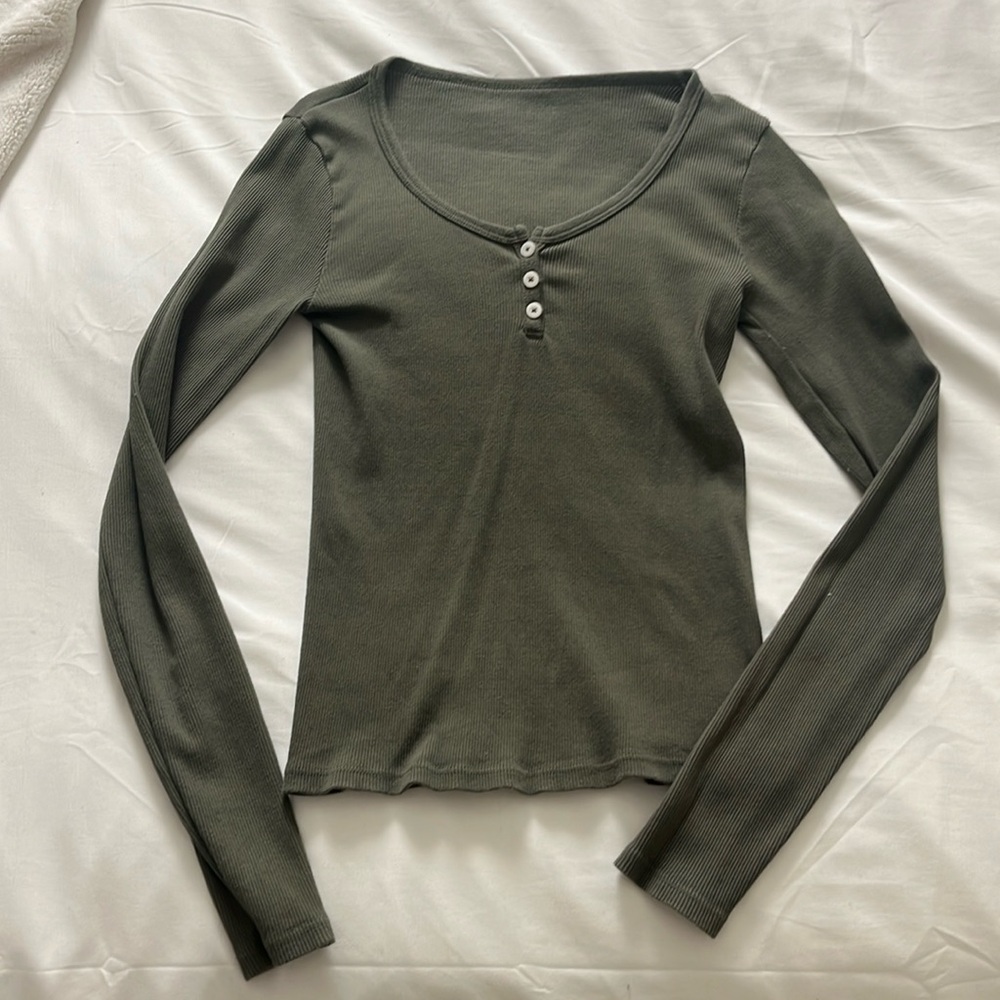 Brandy Melville long sleeve